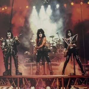 "Kiss" By Randy Johnson
